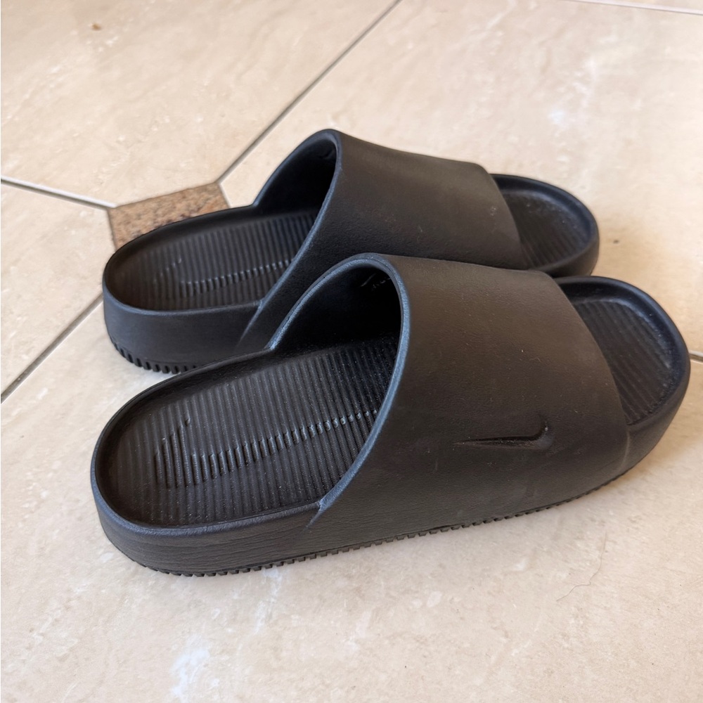 NIKE Calm Mens Slides Mens 7 Womens 8 Excellent Pre-Owned Condition - Picture 6 of 8